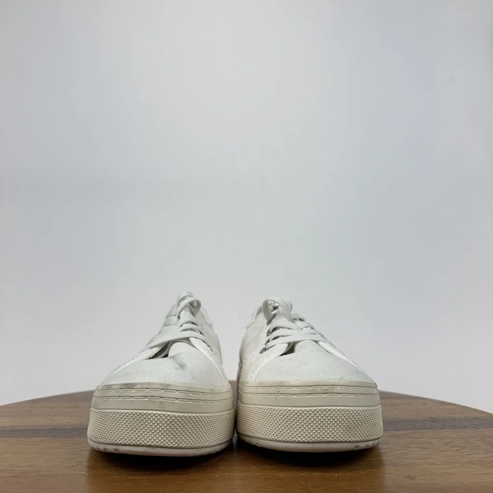 New Womens Blowfish Malibu Super Smile White Patchwork Platfrom Sneakers Size 9‎